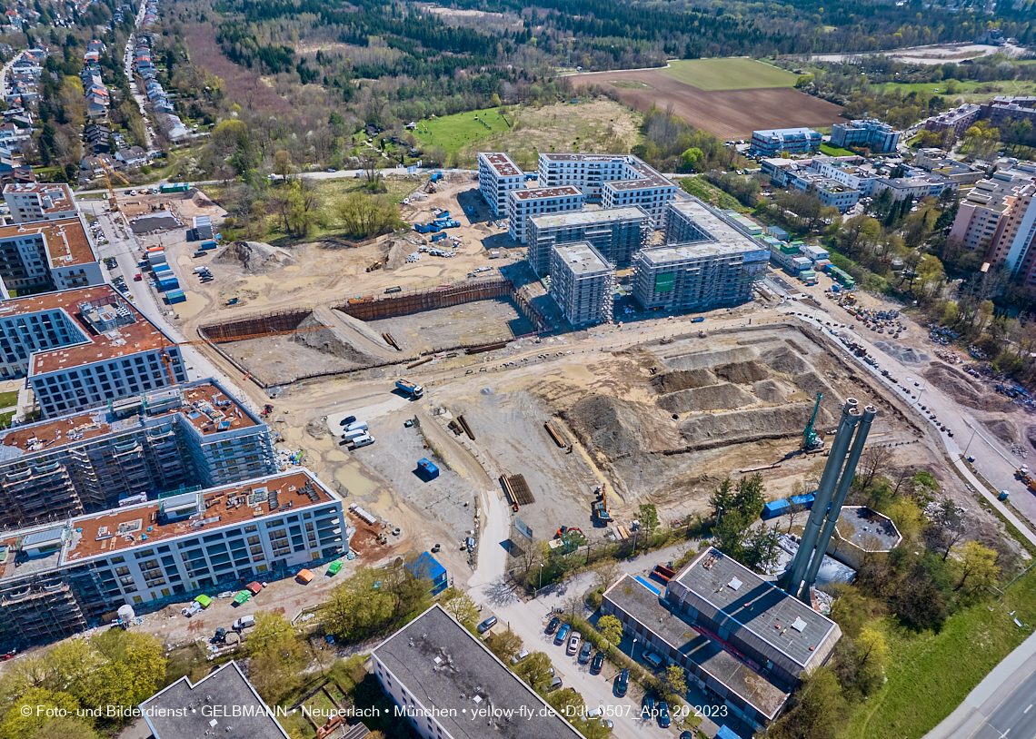 21.04.2023 - Luftbilder von der Baustelle Alexisquartier und Pandion Verde in Neuperlach